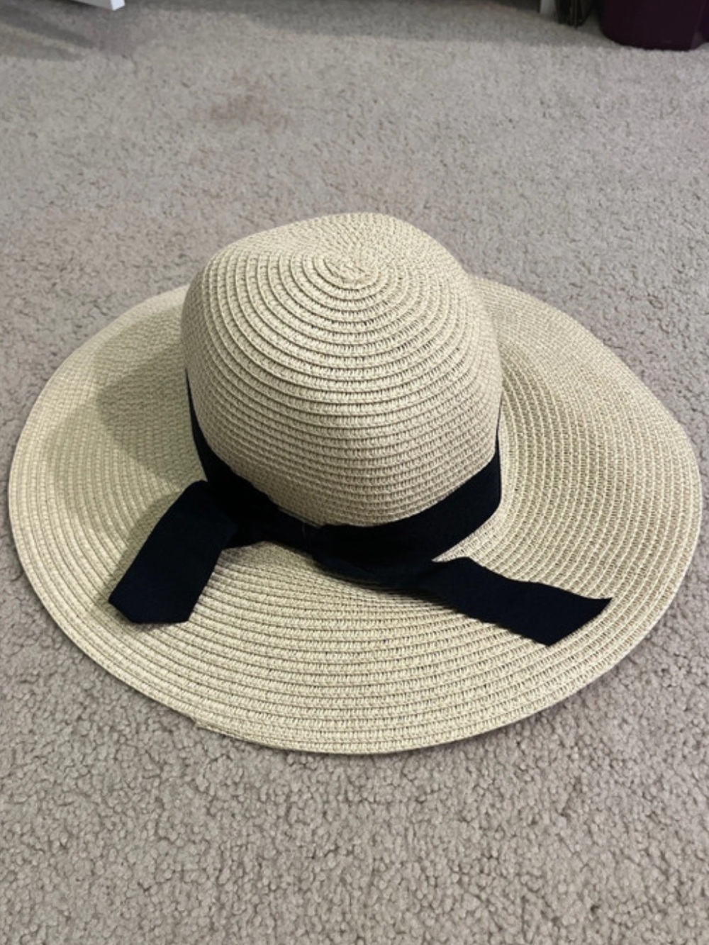 Floppy straw hat